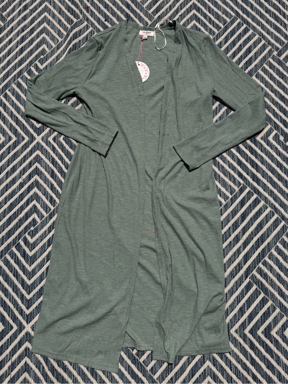 Umgee Sage Green Ribbed Open Top